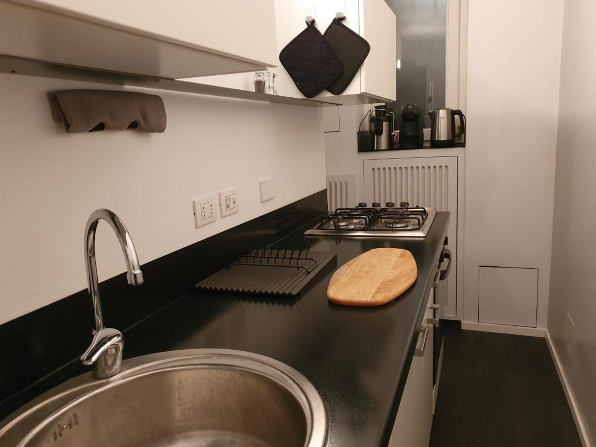 Apartmán Giulia'S Coliseum Řím Exteriér fotografie