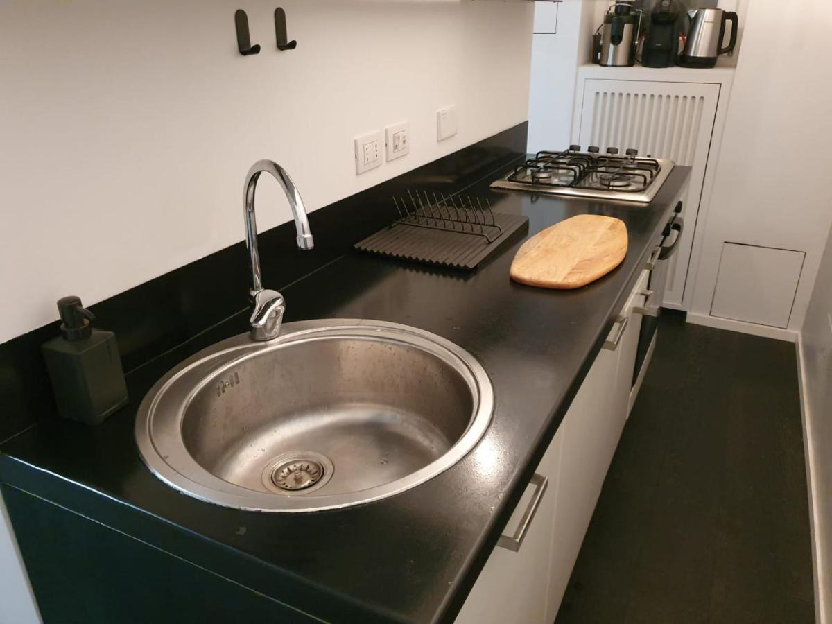 Apartmán Giulia'S Coliseum Řím Exteriér fotografie