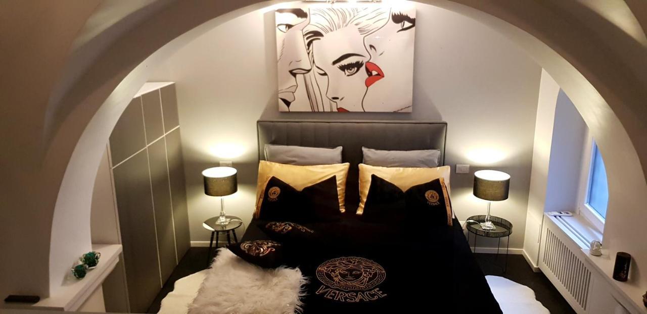 Apartmán Giulia'S Coliseum Řím Exteriér fotografie